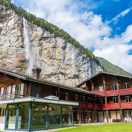 Alpine Base Hostel - Adults Only เลาเทอร์บรุนเนน ภายนอก รูปภาพ