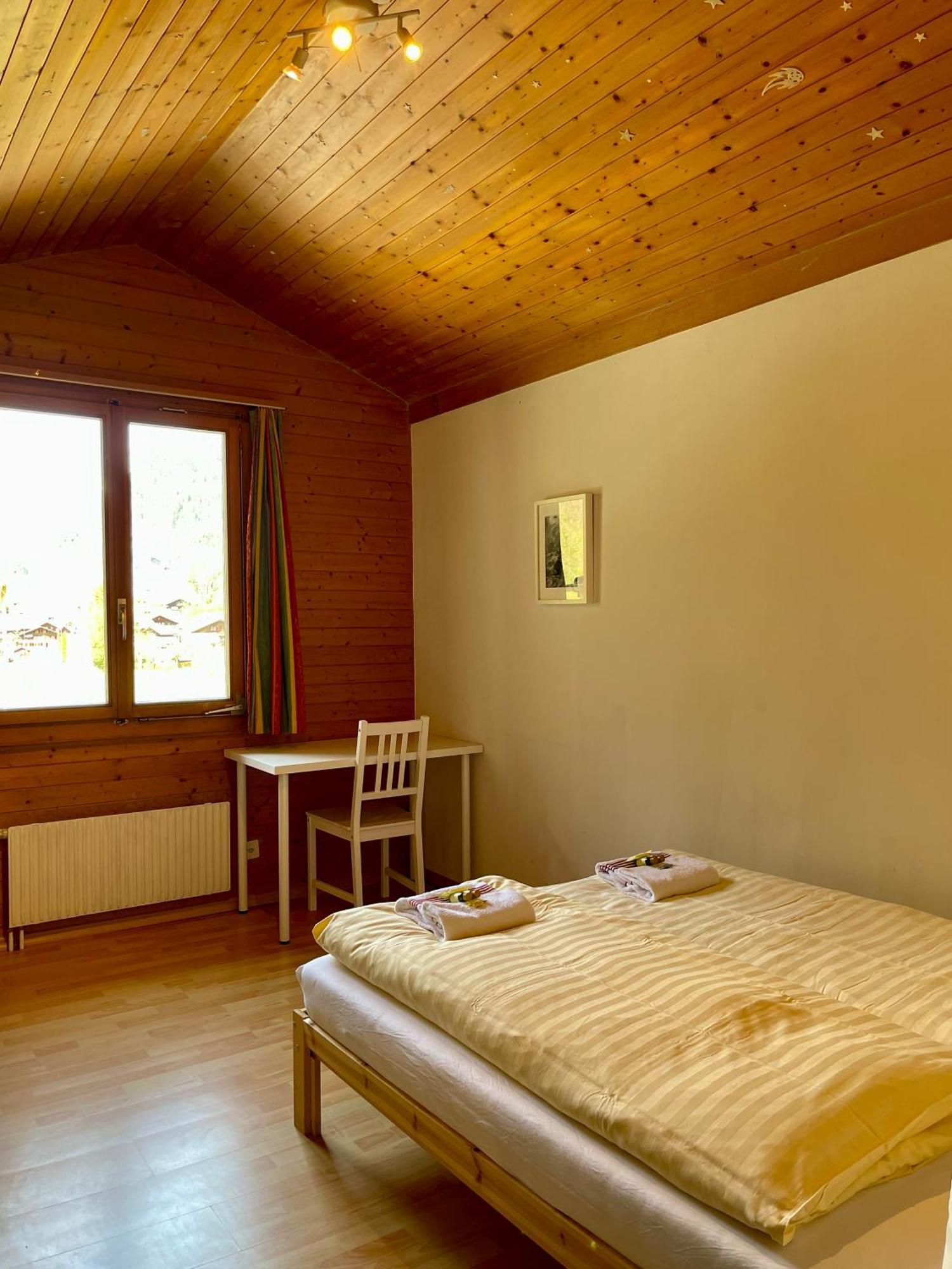 Alpine Base Hostel - Adults Only เลาเทอร์บรุนเนน ภายนอก รูปภาพ